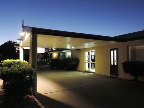 Outback Motel - Holiday Byron Bay 0