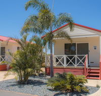 Outback Oasis Caravan Park - Holiday Byron Bay
