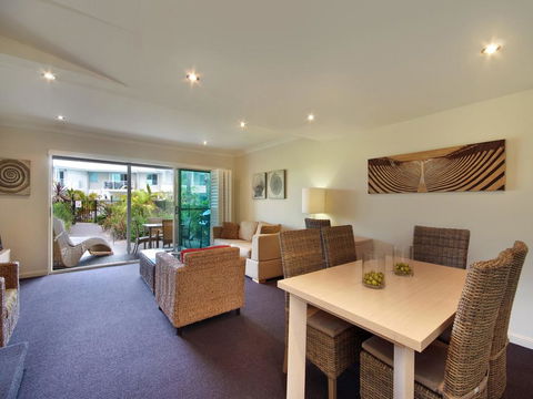 Pacific Blue Townhouse 358, 265 Sandy Point Road - Holiday Byron Bay 1
