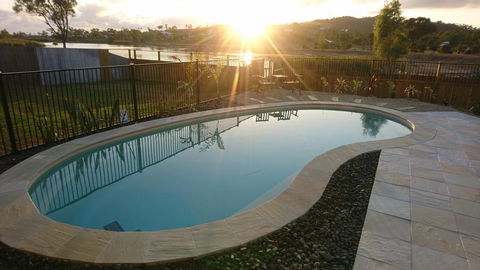 Palm Lakeside Holiday Home - Bowen, Whitsundays, Queensland - Holiday Byron Bay 0