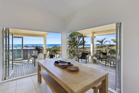 Pandanus - Peregian Beach - Holiday Byron Bay 0