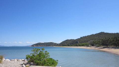 Paradise Apartments Unit 2 - Holiday Byron Bay 3