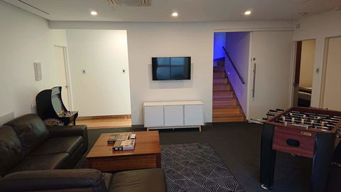 Paradise Escapes - Holiday Byron Bay 0