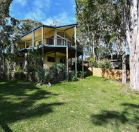 Paws and Relax - Holiday Byron Bay