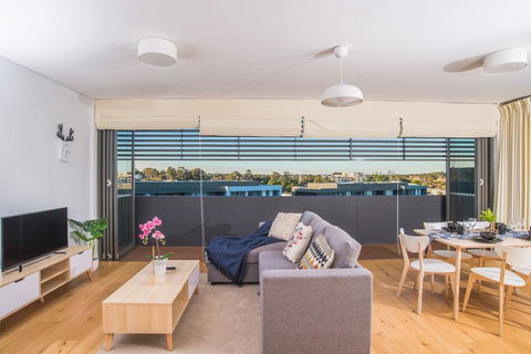 PEAK EAST 2bed2bath APT @Ryde SO RELAXING - Holiday Byron Bay 0
