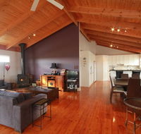Pelican Sands Bed  Breakfast - Holiday Byron Bay