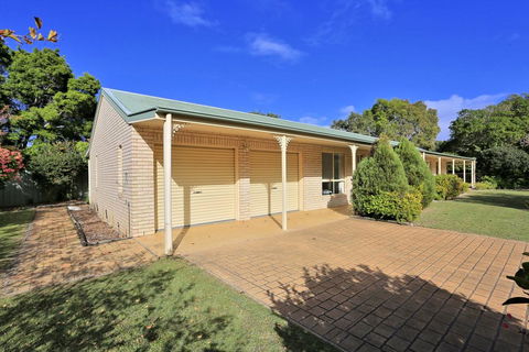 Perfect Getaway - Hervey Bay - Holiday Byron Bay 1