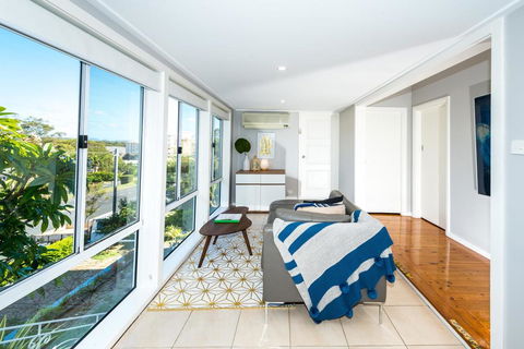 Pet Friendly 5 Victor Parade - Holiday Byron Bay 0