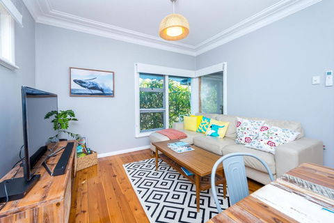 Pet Friendly 5 Victor Parade - Holiday Byron Bay 3