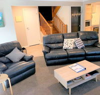 Petersdorf 2 - Jindabyne Townhouse - Holiday Byron Bay