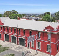 Petersham Firestation Paradise - Holiday Byron Bay
