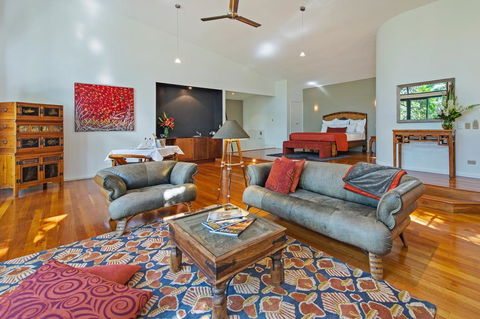Pethers Rainforest Retreat - Holiday Byron Bay 1