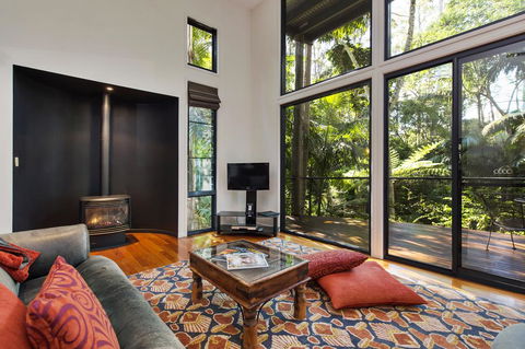 Pethers Rainforest Retreat - Holiday Byron Bay 0