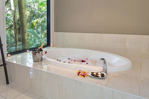 Pethers Rainforest Retreat - Holiday Byron Bay 2