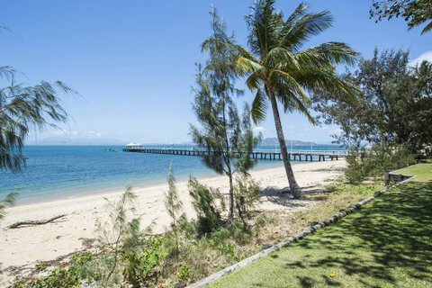 Picnic Bay Apartments Unit 3 - Holiday Byron Bay 0
