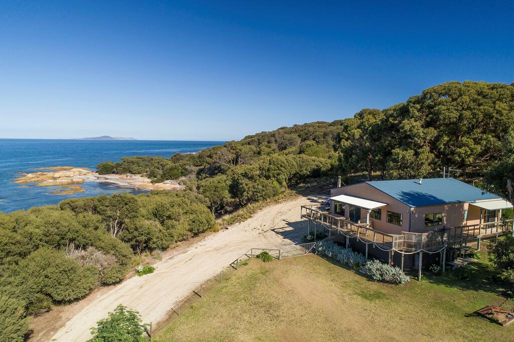 Lughrata TAS Holiday Byron Bay