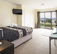 Poley Cow Studio - Holiday Byron Bay