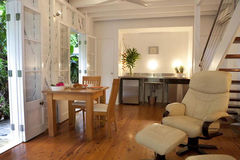Port Douglas Cottage & Lodge - Holiday Byron Bay 3