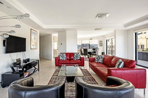 PYRMONT/DARLING HARBOUR MODERN 3 BED PENTHOUSE APARTMENT - Holiday Byron Bay 2