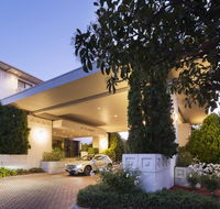 Ramada Diplomat Canberra - Holiday Byron Bay
