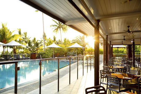 Reef View Hotel - Holiday Byron Bay 3