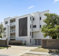 Relax in stylish comfort Sunshine Beach - Holiday Byron Bay