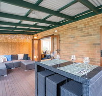 Rent Two Beach Units As One - Stay With Family - Holiday Byron Bay