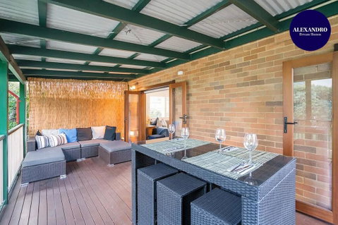 Rent Two Beach Units As One - Stay With Family - Holiday Byron Bay 0