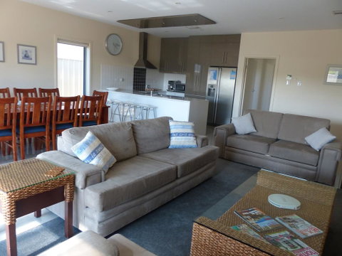 Residence On Robe - Holiday Byron Bay 3