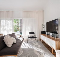 Restful Allawah Retreat near Sydney Airport - Holiday Byron Bay