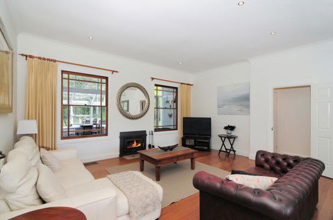 Rivermist - Luxury 6 Bedrooms & 6 Bathrooms! - Holiday Byron Bay 3