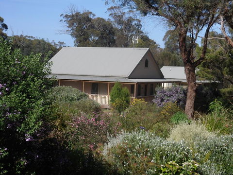 Roosters Rest - Holiday Byron Bay 1