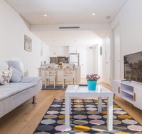 Rosebery APT for Travelling Couple Green Square - Holiday Byron Bay