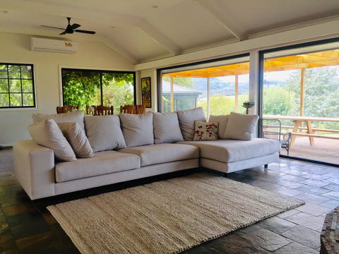 Rosewhite House - Holiday Byron Bay 1