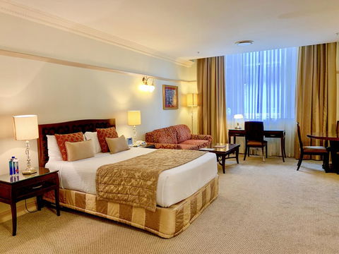 Royal Albert Hotel - Holiday Byron Bay 1