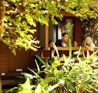 Samurai Beach Bungalows - Port Stephens YHA - Holiday Byron Bay