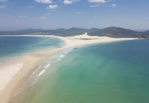 Samurai Beach Bungalows - Port Stephens YHA - Holiday Byron Bay 2