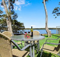 Sanctuary on the Bay - fish or kayak from the yard - Holiday Byron Bay