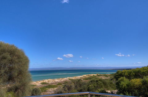 Sandbar Beach House - Holiday Byron Bay 3