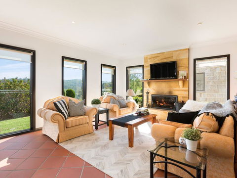 Sandstone Estate - Holiday Byron Bay 1