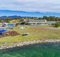 Scamander Beach Resort - Holiday Byron Bay