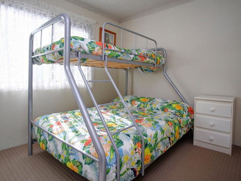 Seabreeze 6 Opposite Bowling Club - Holiday Byron Bay 1