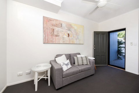 Seamistral - 1/21 Oriole Avenue - Holiday Byron Bay 2