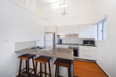 Seamistral - 1/21 Oriole Avenue - Holiday Byron Bay 1