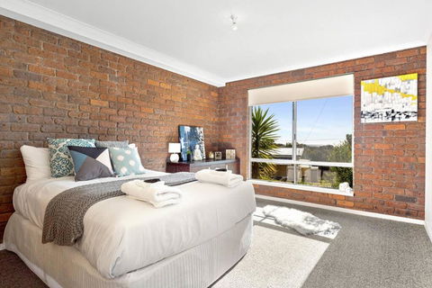 SEASIDE SERENITY 2 - L'Abode Accommodation - Holiday Byron Bay 1