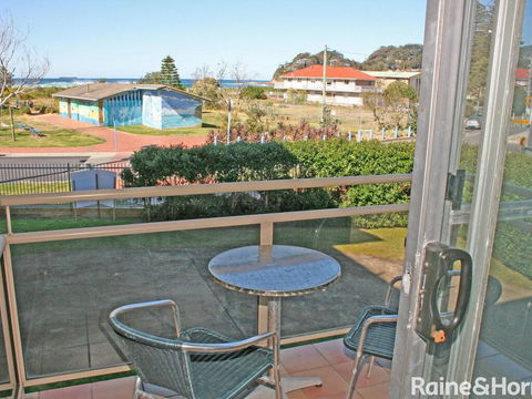 Seaview #2 - 2/171 Avoca Drive - Holiday Byron Bay 0