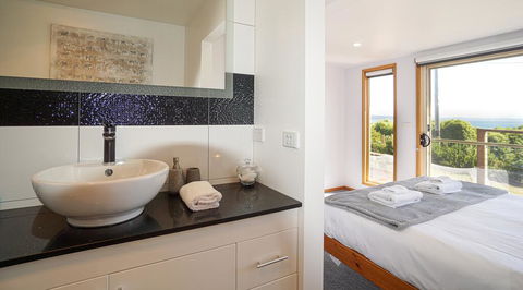 Seaview Family Retreat - Holiday Byron Bay 2