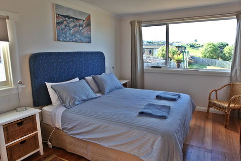 Seaview House Ulverstone - Holiday Byron Bay 1
