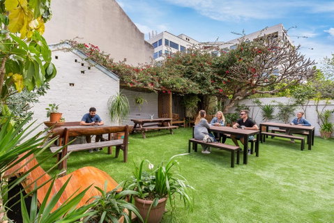 Secret Garden Backpackers, Sydney - Holiday Byron Bay 0