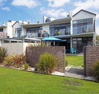 Serenity Shores by Jervis Bay Rentals - Holiday Byron Bay